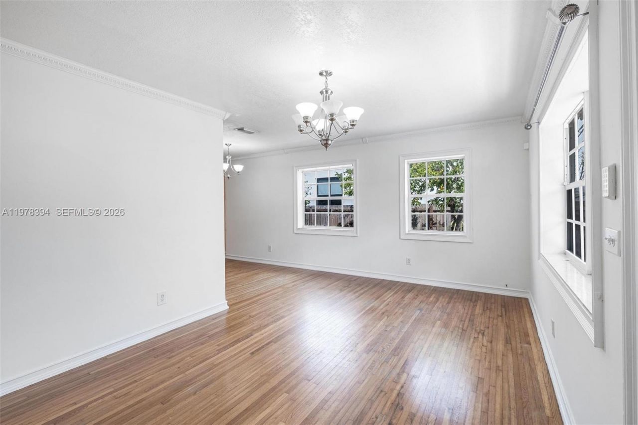 2862 SW 38th Ct , Miami, FL 33134 Photo