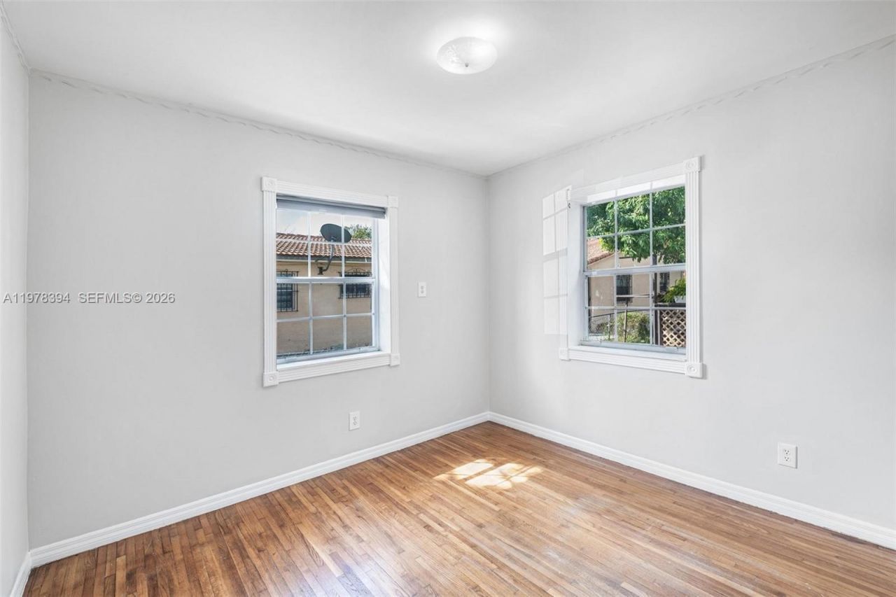 2862 SW 38th Ct , Miami, FL 33134 Photo