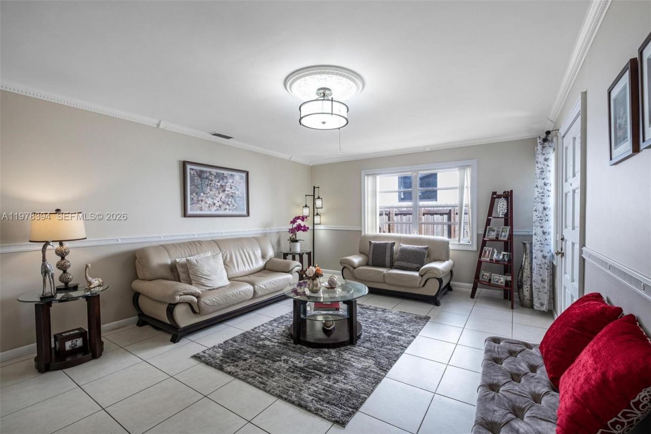 2862 SW 38th Ct , Miami, FL 33134 Photo