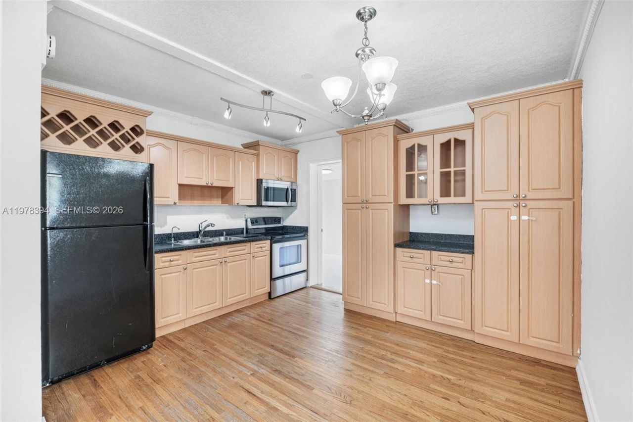 2862 SW 38th Ct , Miami, FL 33134 Photo