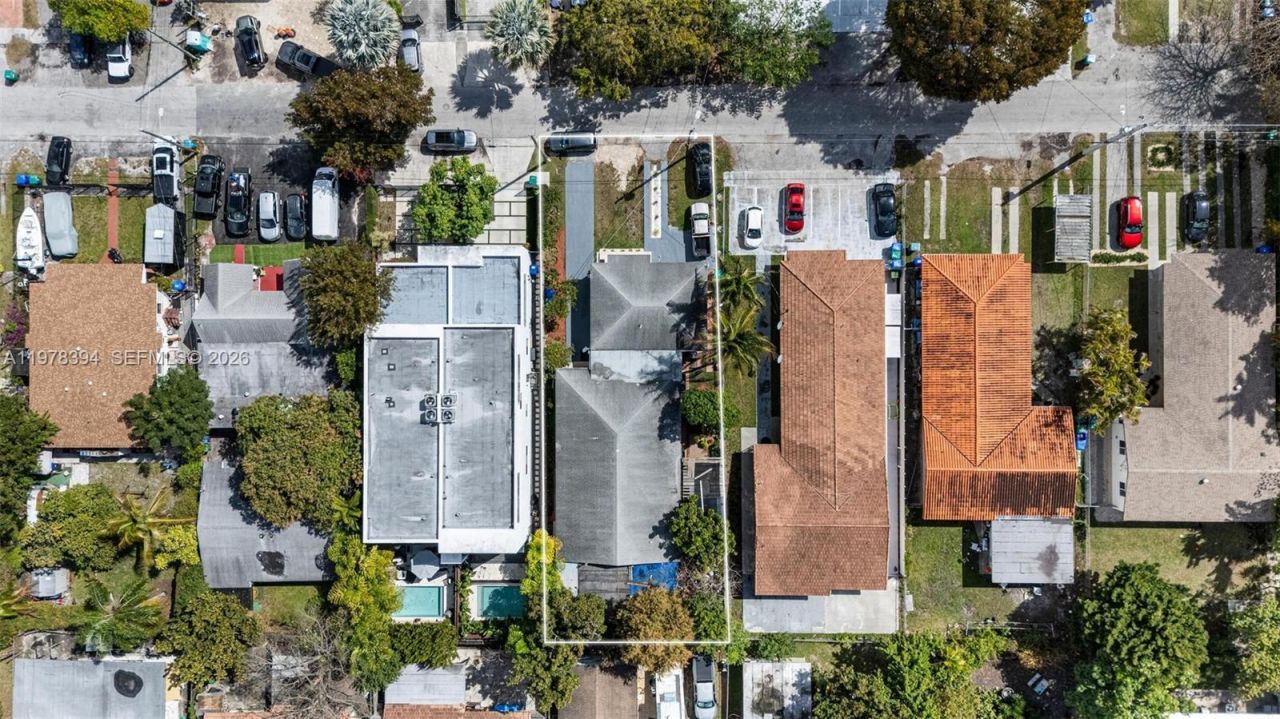 2862 SW 38th Ct , Miami, FL 33134 Photo