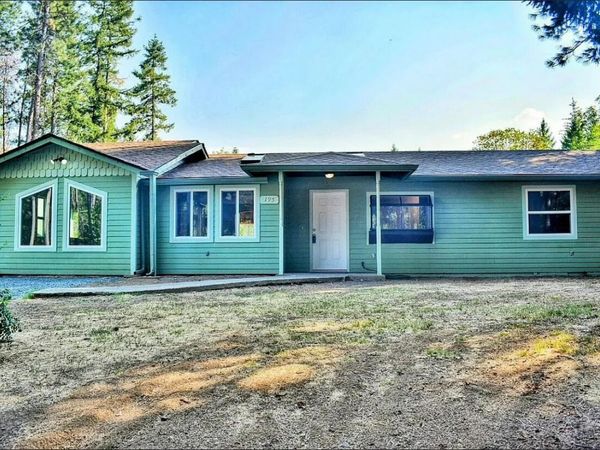 195 Turnagain Drive, Selma, OR 97538
