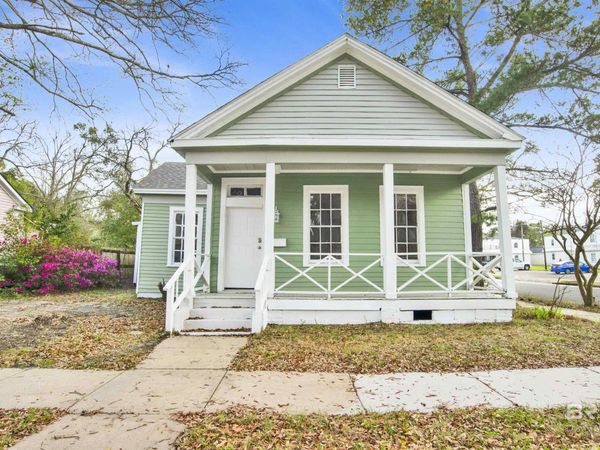 1063 Selma Street, Mobile, AL 36604