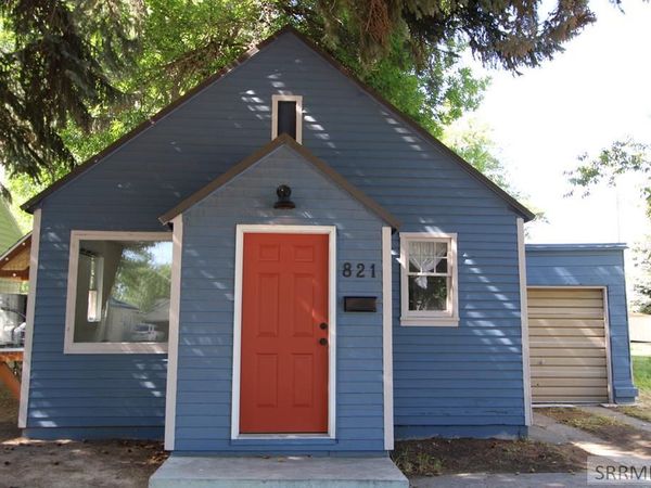 821 E 10th Street, IDAHO FALLS, ID 83401