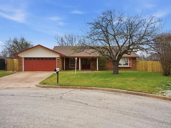 3055 Casita Court , Fort Worth, TX 76116