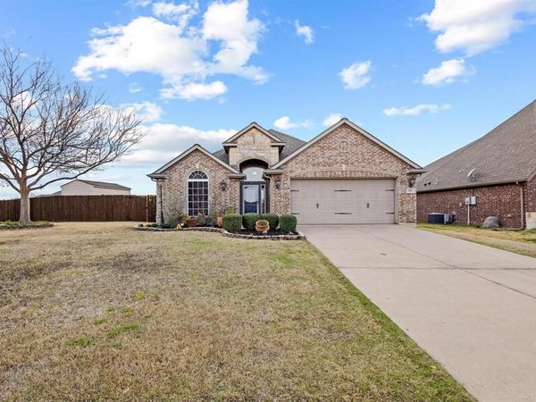 6810 Volunteer Drive, Greenville, TX 75402