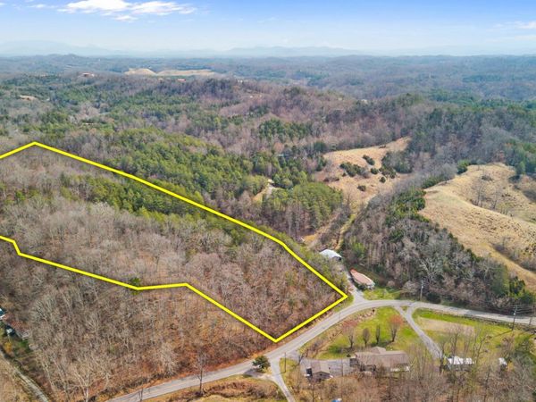 Sugar Loaf Rd, Sevierville, TN 37876