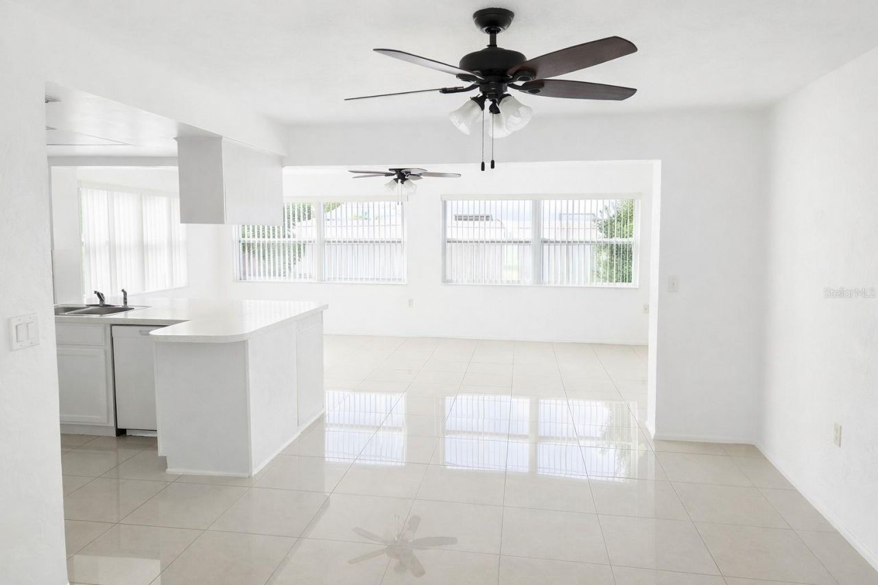 6480 31st Terrace N, Saint Petersburg, FL 33710 Photo