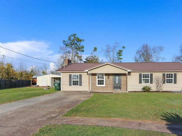 710 E Pine Forest Drive, Lynn Haven, FL 32444