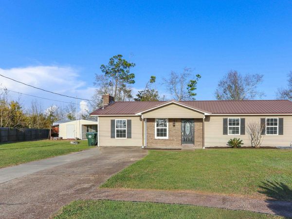 710 E Pine Forest Drive, Lynn Haven, FL 32444