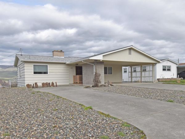 2311 14th Avenue, Lewiston, ID 83501