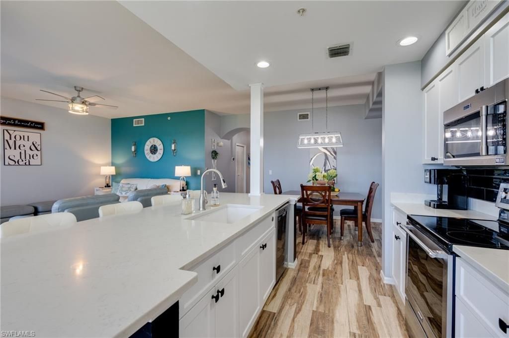 8096 Queen Palm Ln, Unit 217, Fort Myers, FL 33966 Photo