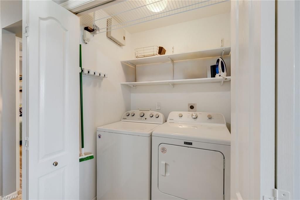 8096 Queen Palm Ln, Unit 217, Fort Myers, FL 33966 Photo