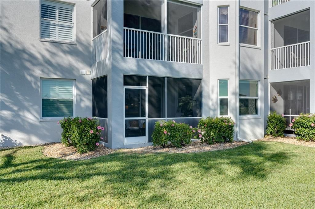 8096 Queen Palm Ln, Unit 217, Fort Myers, FL 33966 Photo