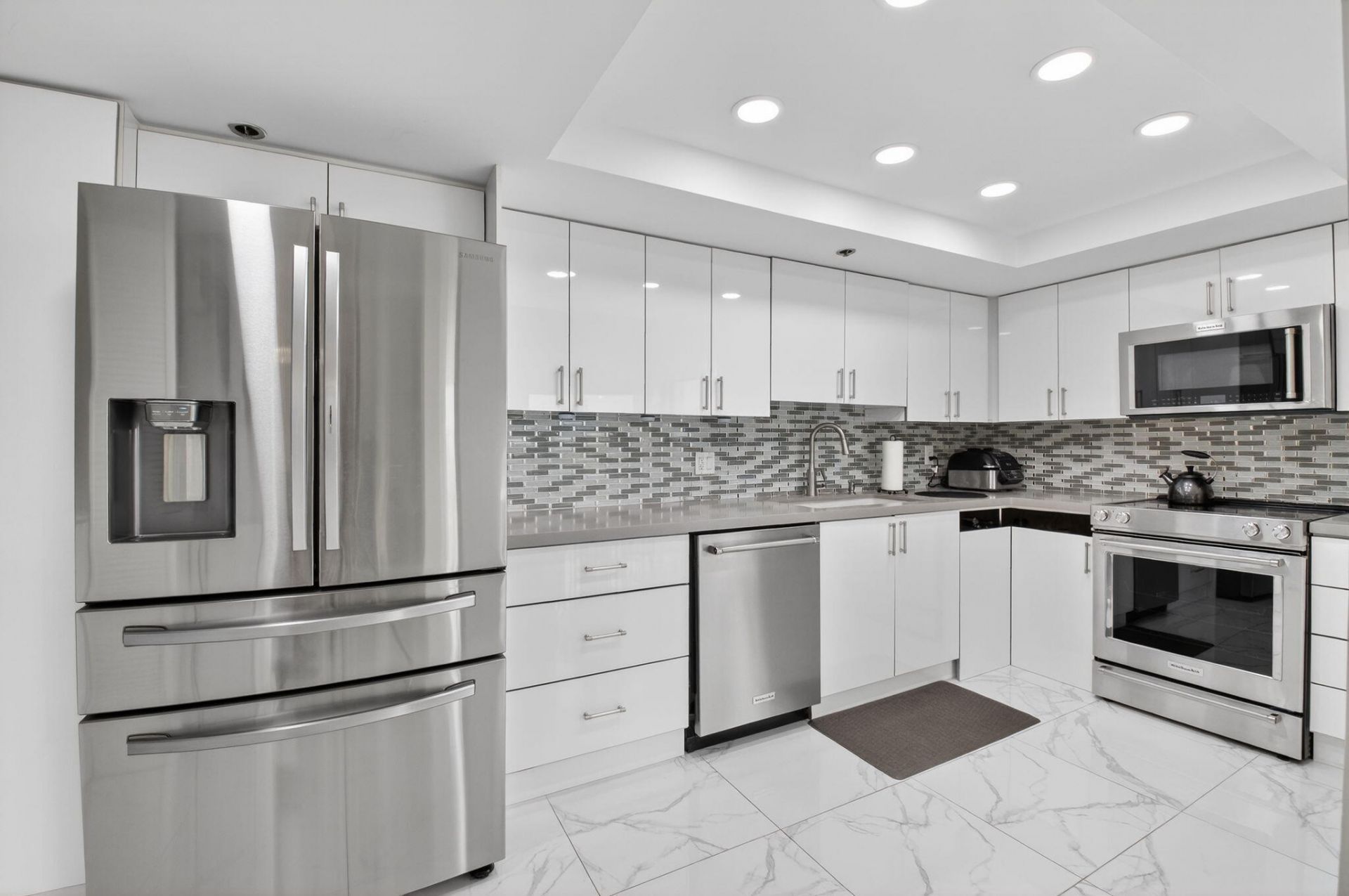 7786 Lakeside Boulevard, Unit 684, Boca Raton, FL 33434 Photo