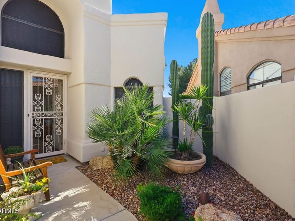 8095 E CORTEZ Drive, Scottsdale, AZ 85260