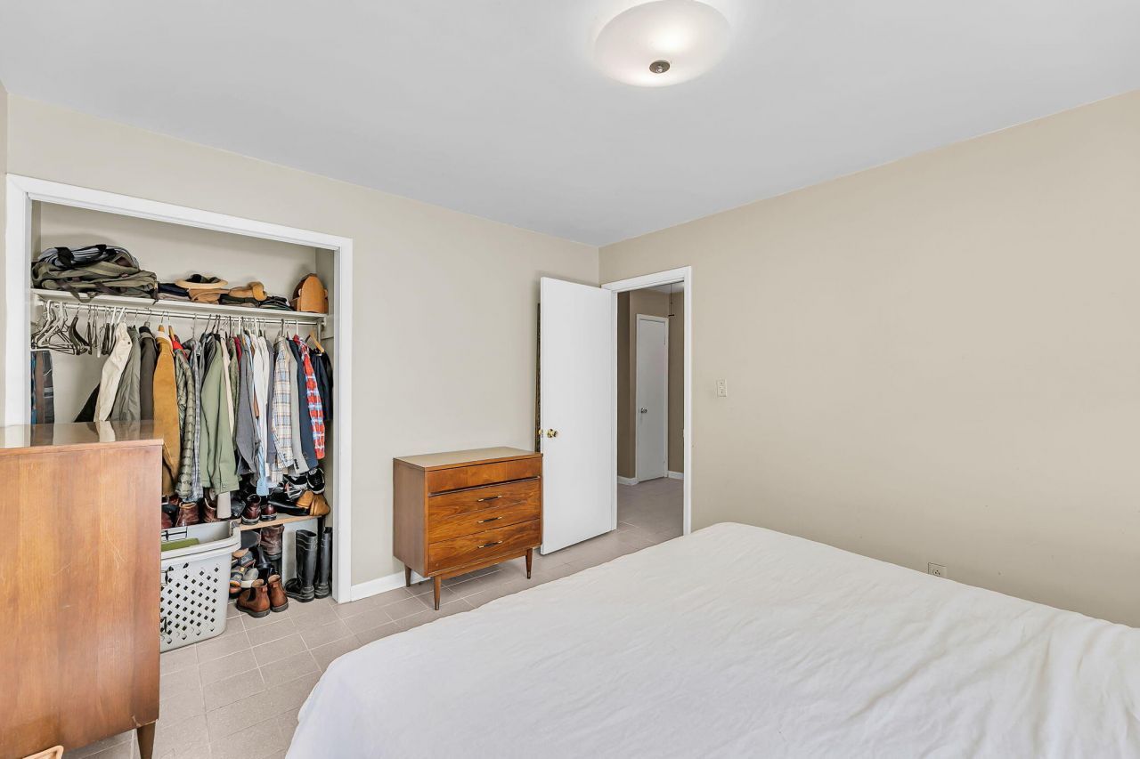 1514 Balsam Street Photo 12