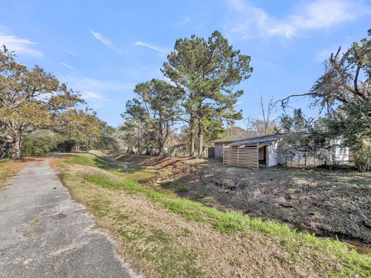 1514 Balsam Street Photo 24