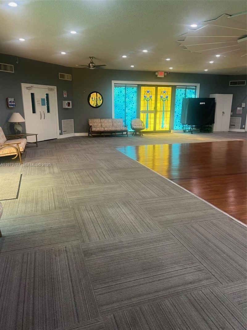 5171 W Oakland Park Blvd , Unit 203, Lauderdale Lakes, FL 33313 Photo