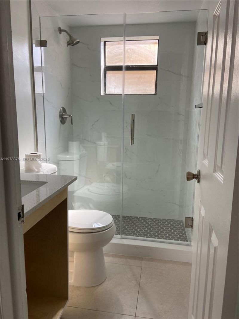 2740 W 62nd St , Unit 203, Hialeah, FL 33016 Photo