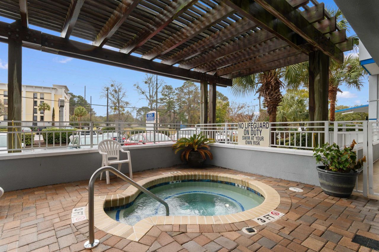 2100 Sea Mountain Hwy. Photo 29