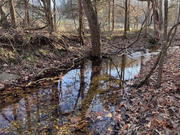 4395 N Oaks Road , Tahlequah, OK 74464