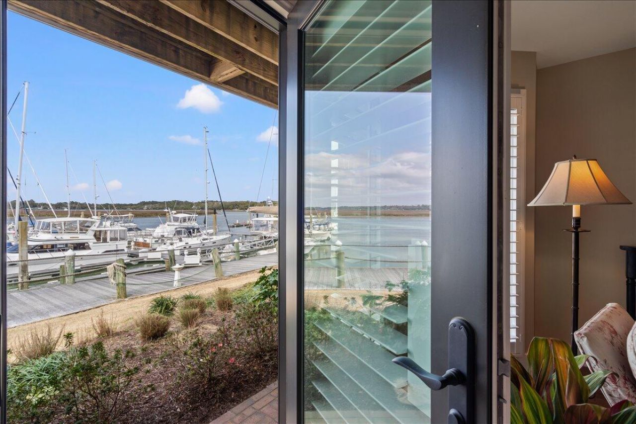 1949 Marsh Oak Lane Photo 19