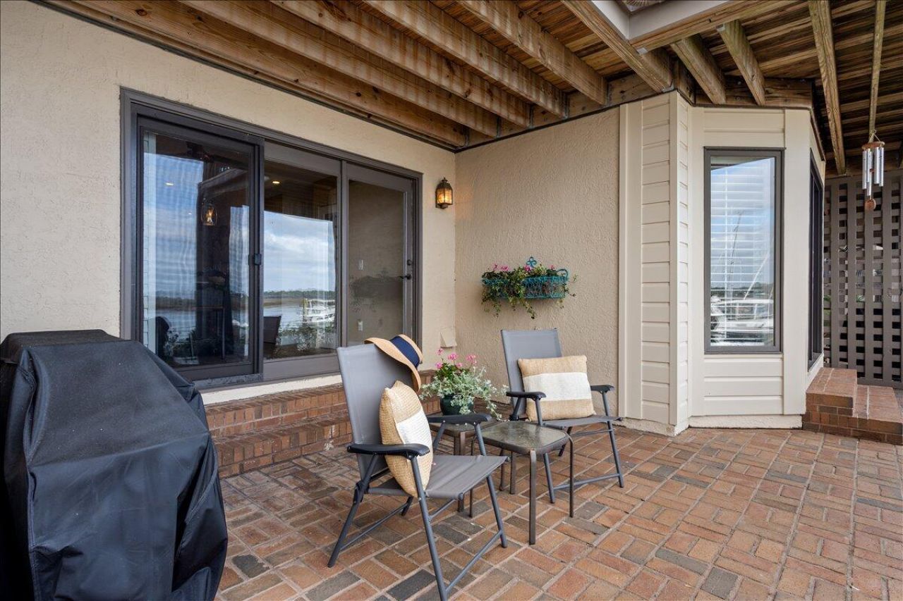 1949 Marsh Oak Lane Photo 22