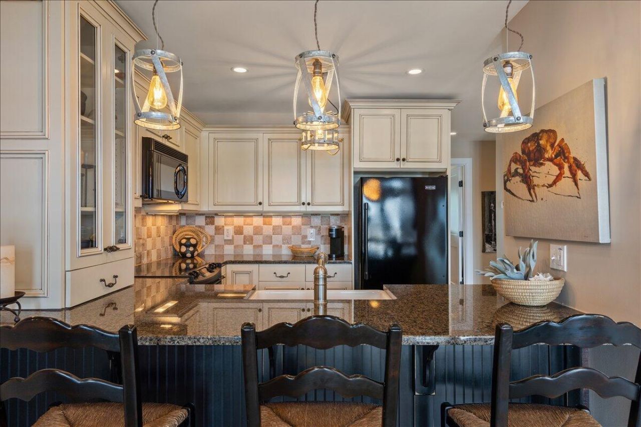 1949 Marsh Oak Lane Photo 32