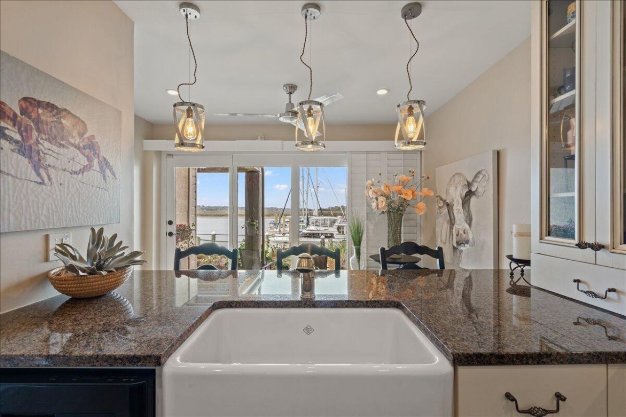 1949 Marsh Oak Lane Photo 36