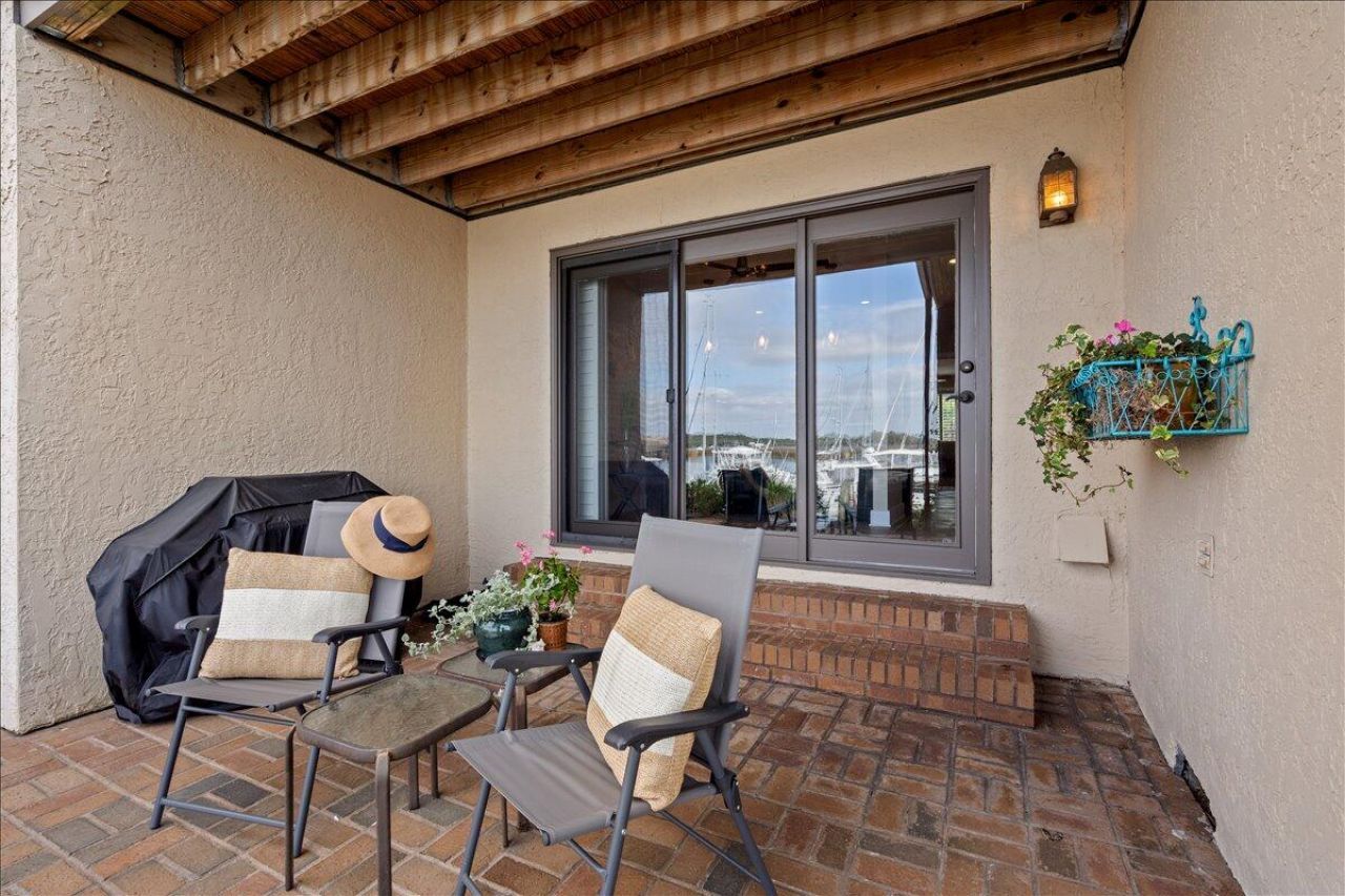 1949 Marsh Oak Lane Photo 42