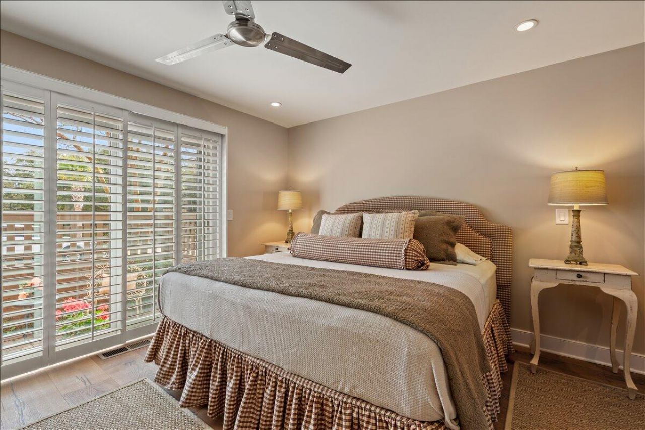 1949 Marsh Oak Lane Photo 47