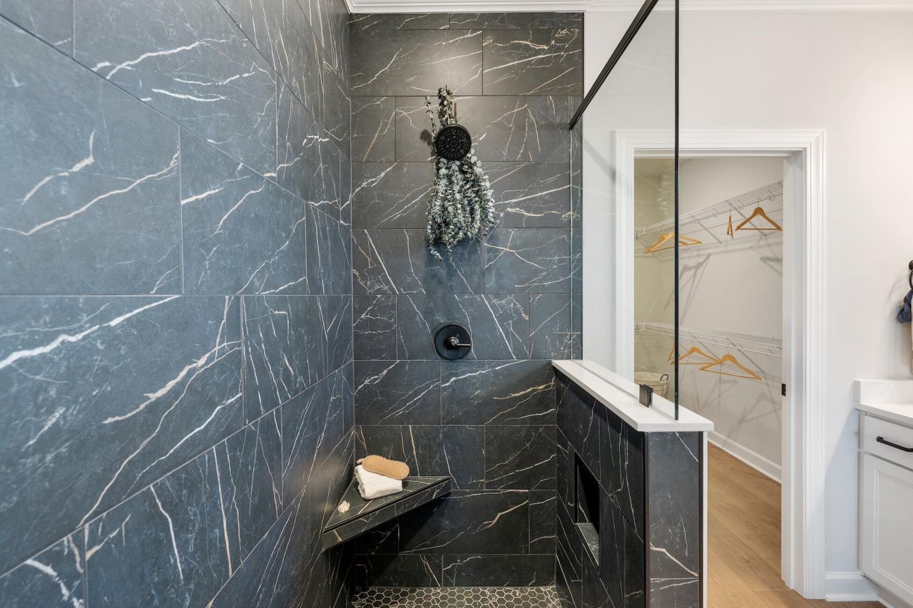 74 Crosswick Street Photo 7