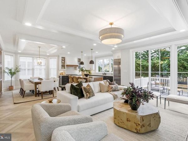 110 AVONDALE AVE., HADDONFIELD, NJ 08033