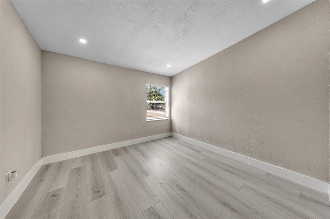 305 NE 8th Street, Pompano Beach, FL 33060 Photo