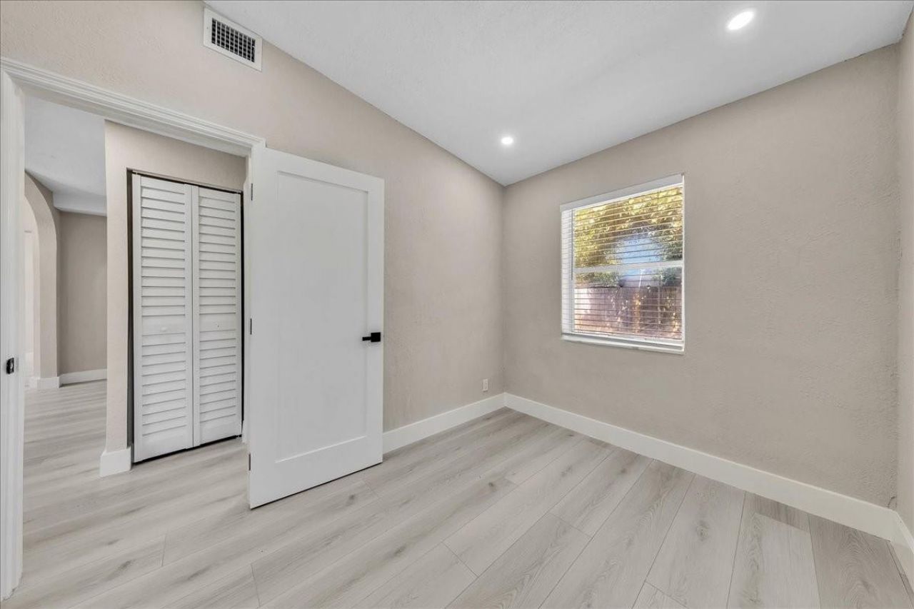 305 NE 8th Street, Pompano Beach, FL 33060 Photo