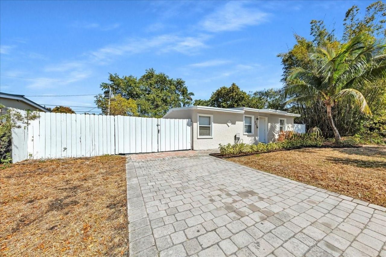305 NE 8th Street, Pompano Beach, FL 33060 Photo