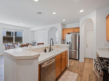 2916 N Platte Way, Sacramento, CA 95835 Photo