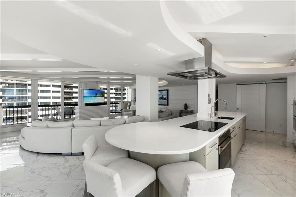 4001 Gulf Shore Blvd N, Unit 806, Naples, FL 34103 Photo