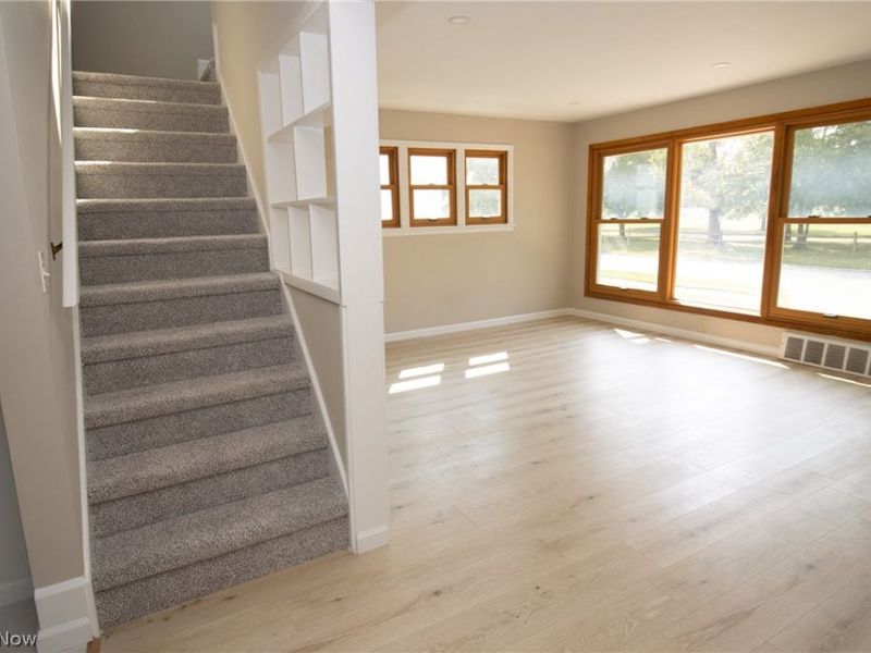 24791 Drakefield Avenue, Euclid, OH 44123 Photo 22