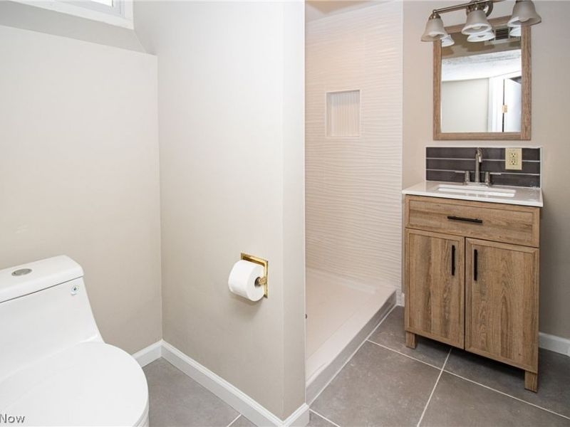 24791 Drakefield Avenue, Euclid, OH 44123 Photo 26