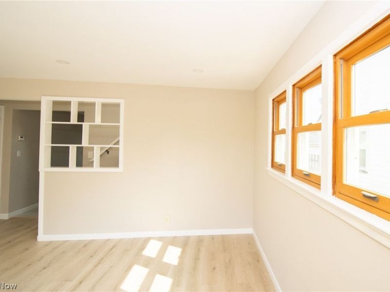 24791 Drakefield Avenue, Euclid, OH 44123 Photo 9