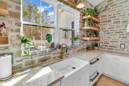 1282 Kings River Road photo 4