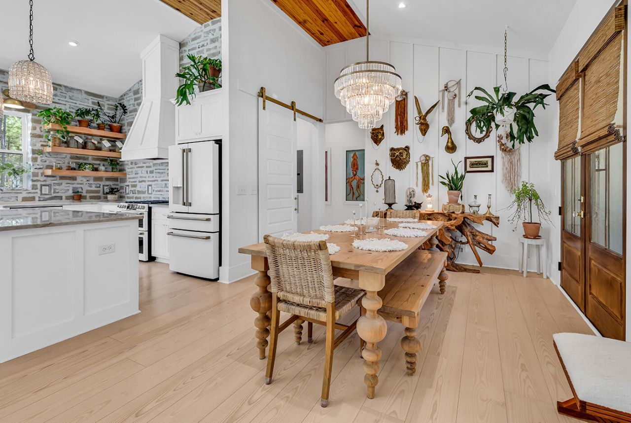 1282 Kings River Road Photo 5