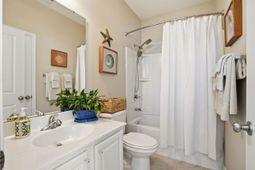 1065 Ashley Garden Boulevard photo 4