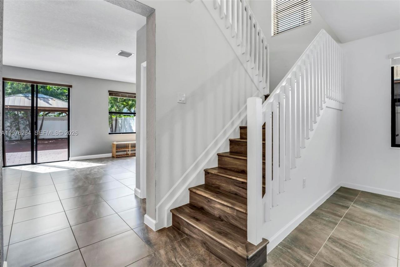 3440 W 100th Ter , Hialeah, FL 33018 Photo