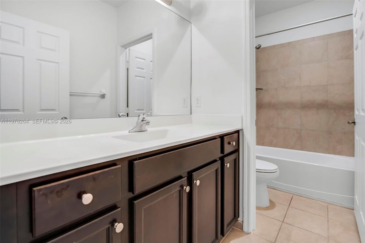 3440 W 100th Ter , Hialeah, FL 33018 Photo