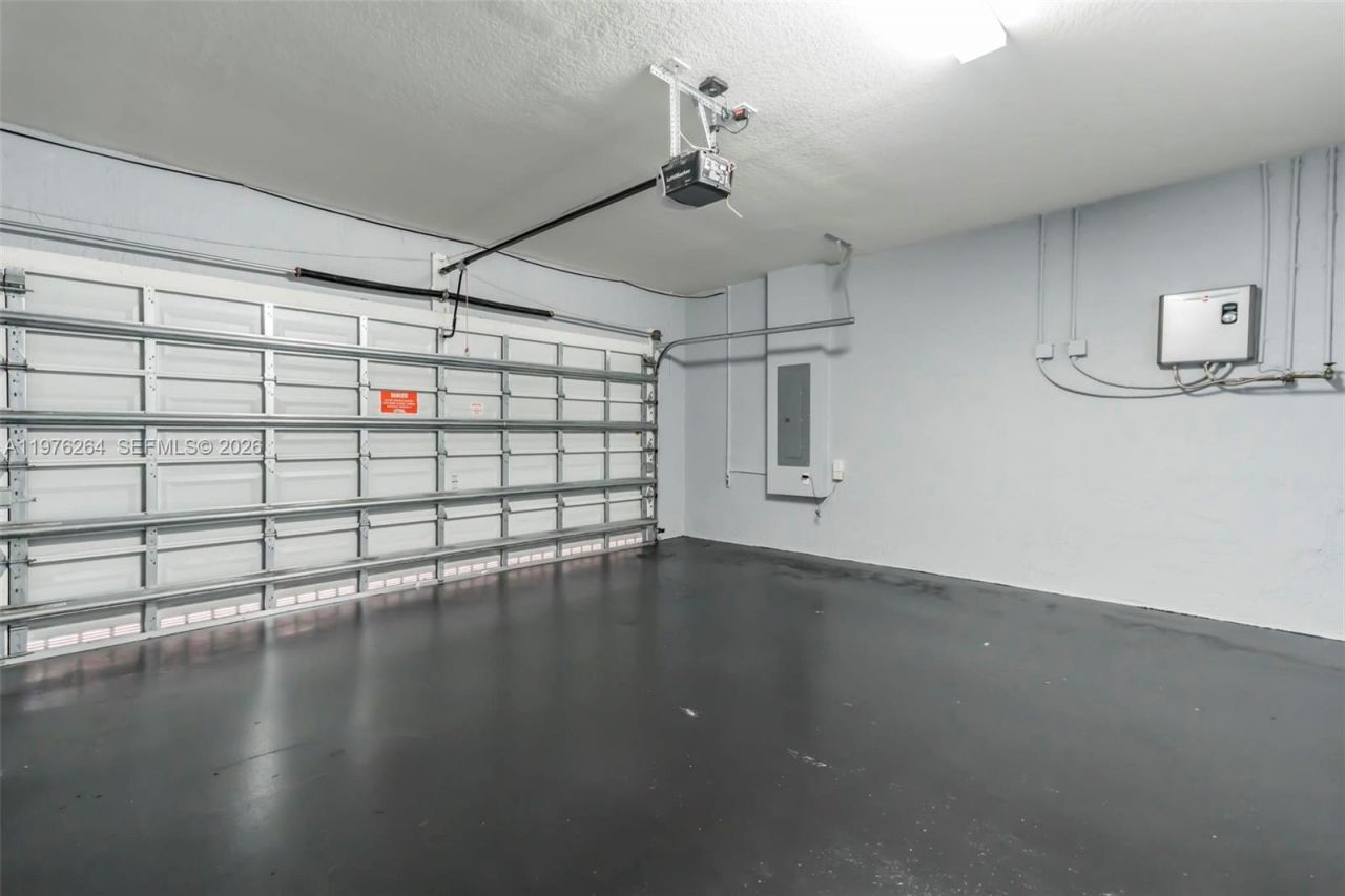 3440 W 100th Ter , Hialeah, FL 33018 Photo