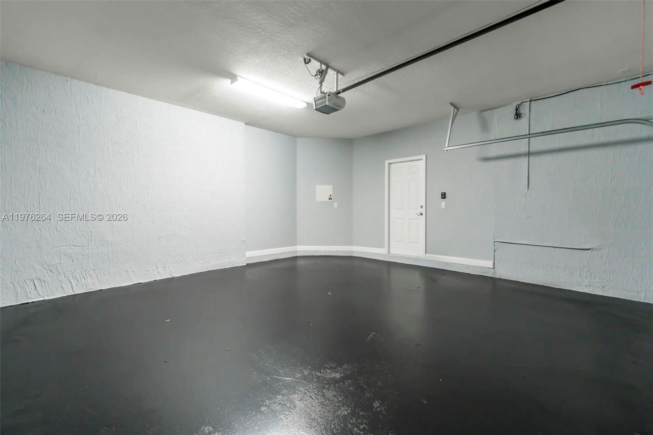 3440 W 100th Ter , Hialeah, FL 33018 Photo