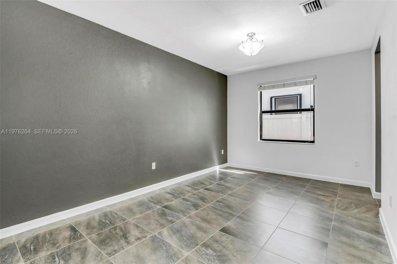 3440 W 100th Ter , Hialeah, FL 33018 Photo